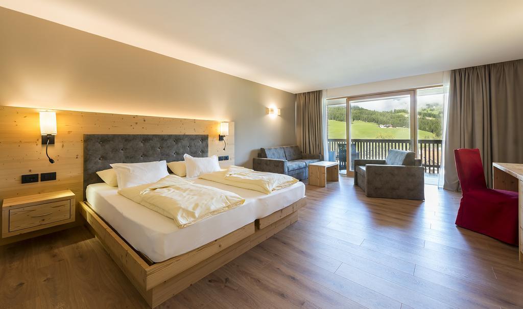 Hotel Cavallino Бадия Экстерьер фото