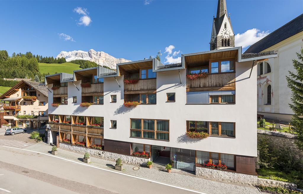 Hotel Cavallino Бадия Экстерьер фото